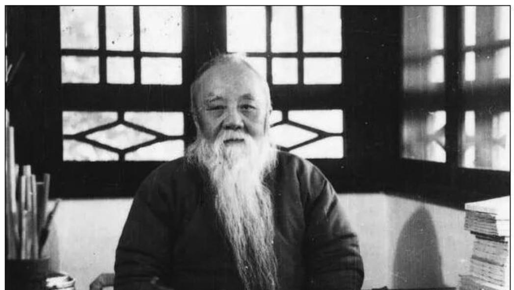 抗战时期在重庆，一个二十二岁的年轻人曾向五十六岁的马一浮追问：蒋介石身上，能不能