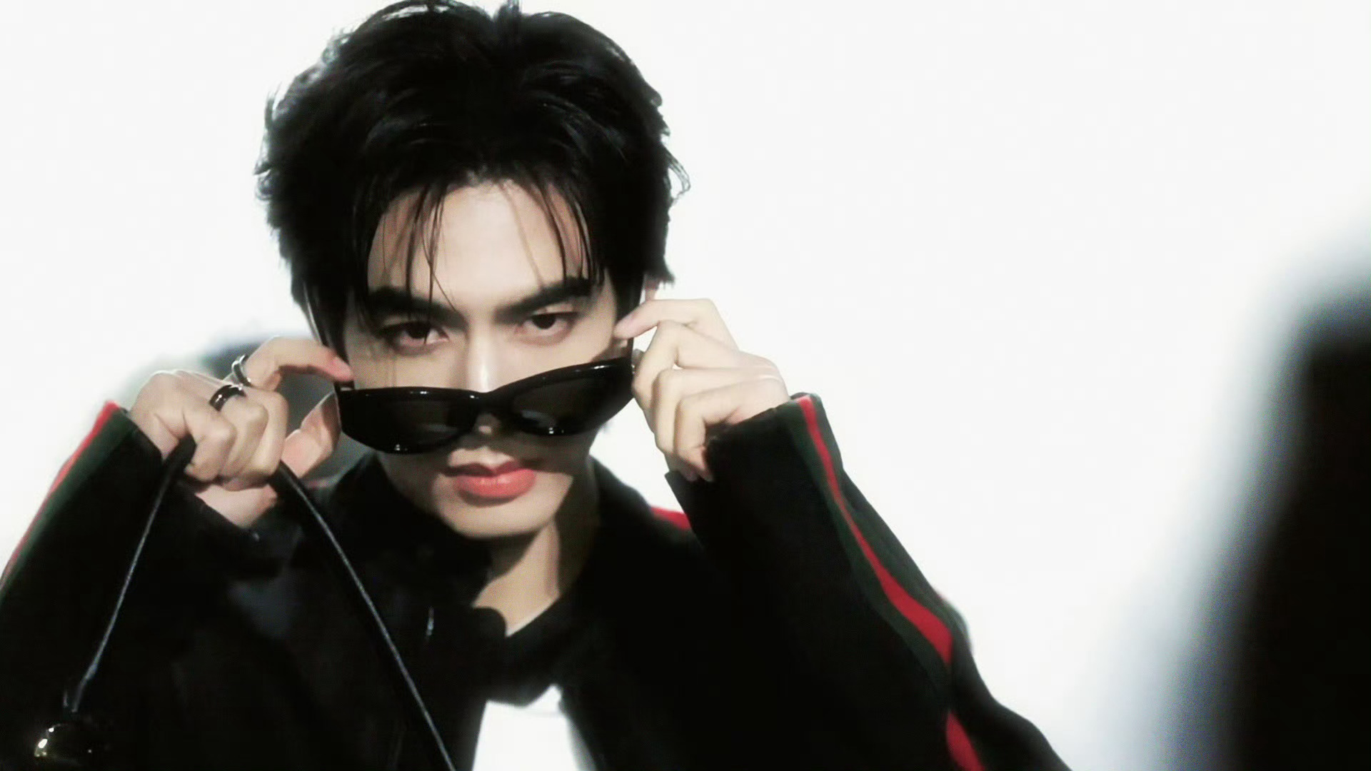 宋威龙副驾视角 宋威龙 X gucci只想说一句、帅哥你随便吧 