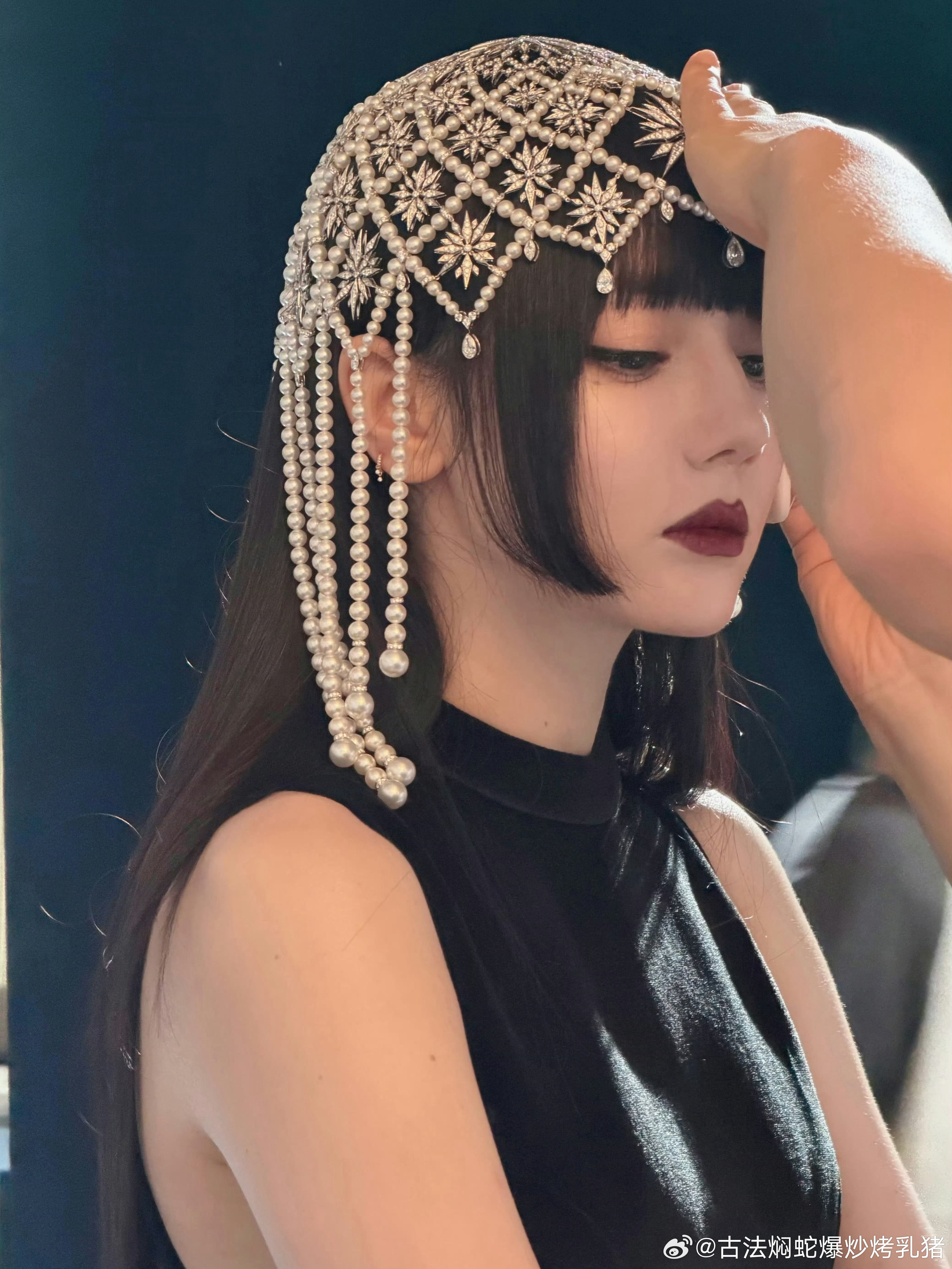 网传金鹰奖最佳女主角提名已确定，赵丽颖和迪丽热巴都没入围 
