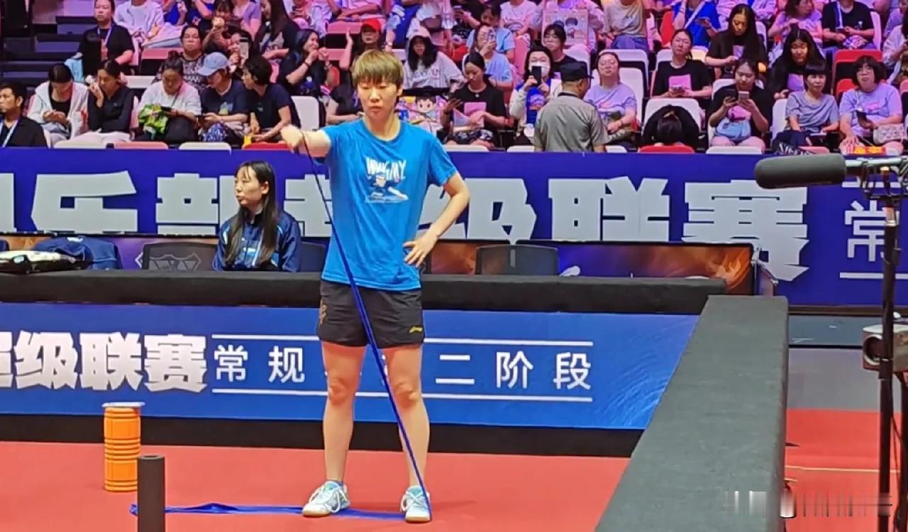 王曼昱将迎来乒超厦门站首秀。
今天晚上的女团比赛有山东鲁能对深圳大学队，孙颖莎今