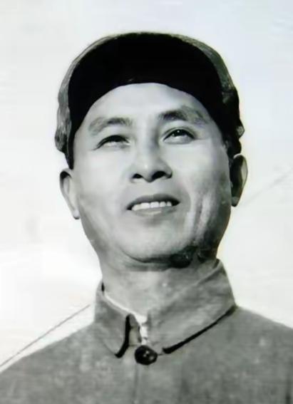 1941年，谢育才夫妇被捕，在狱中生下一个儿子，为逃出去，夫妻二人将儿子遗弃，越