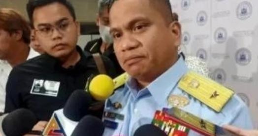 菲律宾军方发言人曾放话：中国胆敢拖走“马德雷山”号，就会用致命武器攻击中国，这边