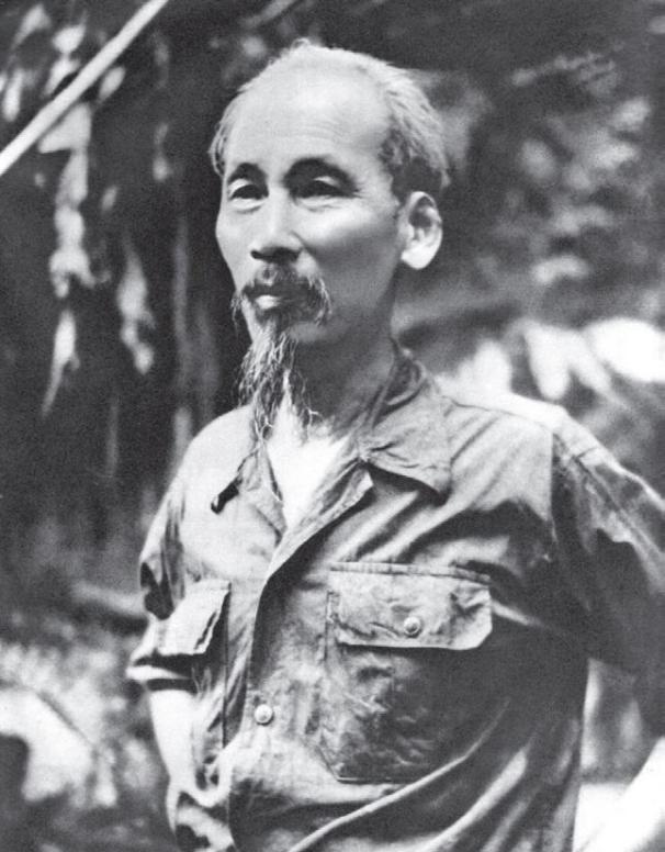 清政府都懂，当年申报南越国名，清庭不准，批准越南，两字前后调换，意指南越国之南。