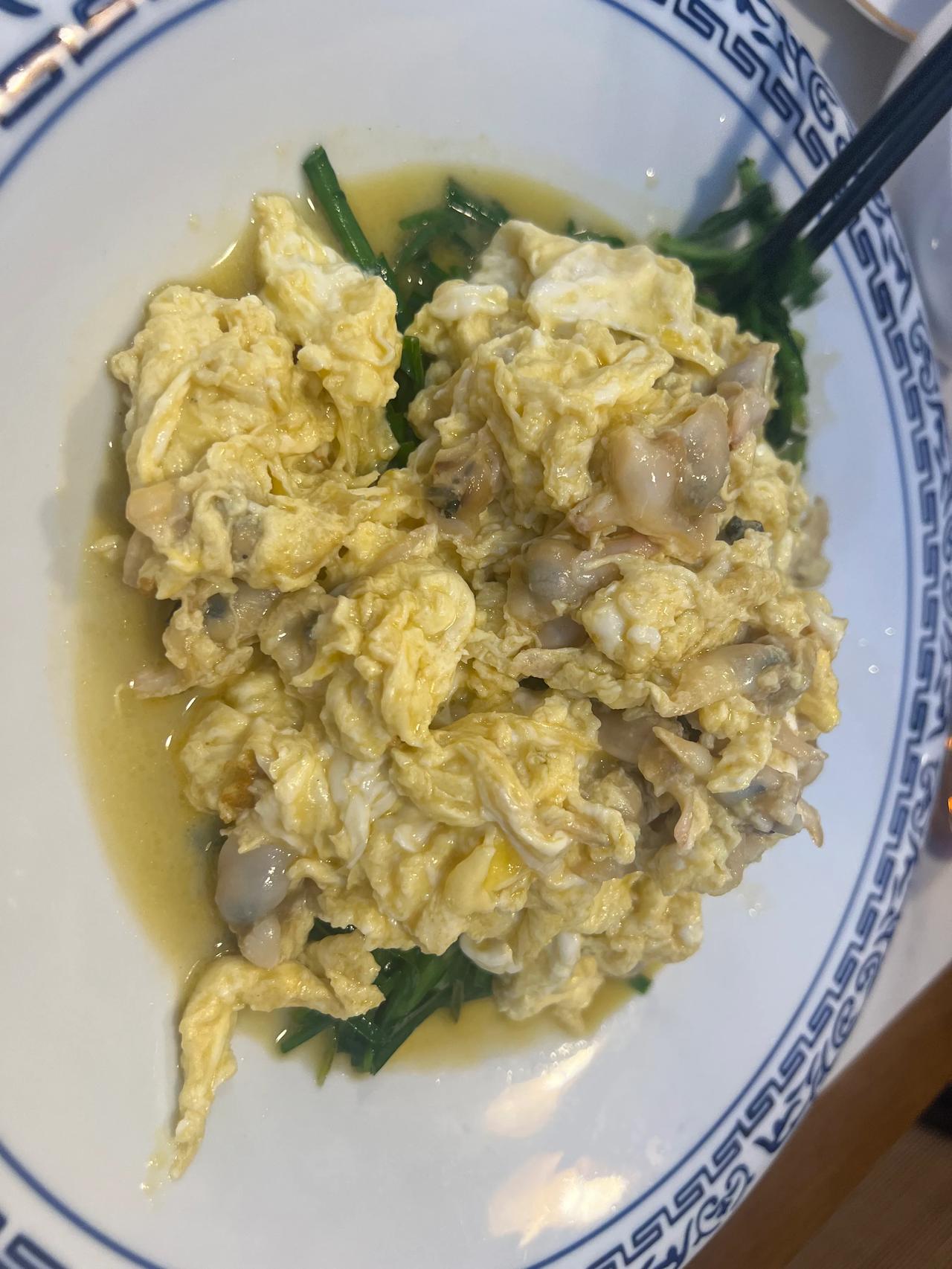 你们家每一处饭厚的剩菜都怎么处理的呢？我们家基本是先在冰箱里反感几天，坏了以后再