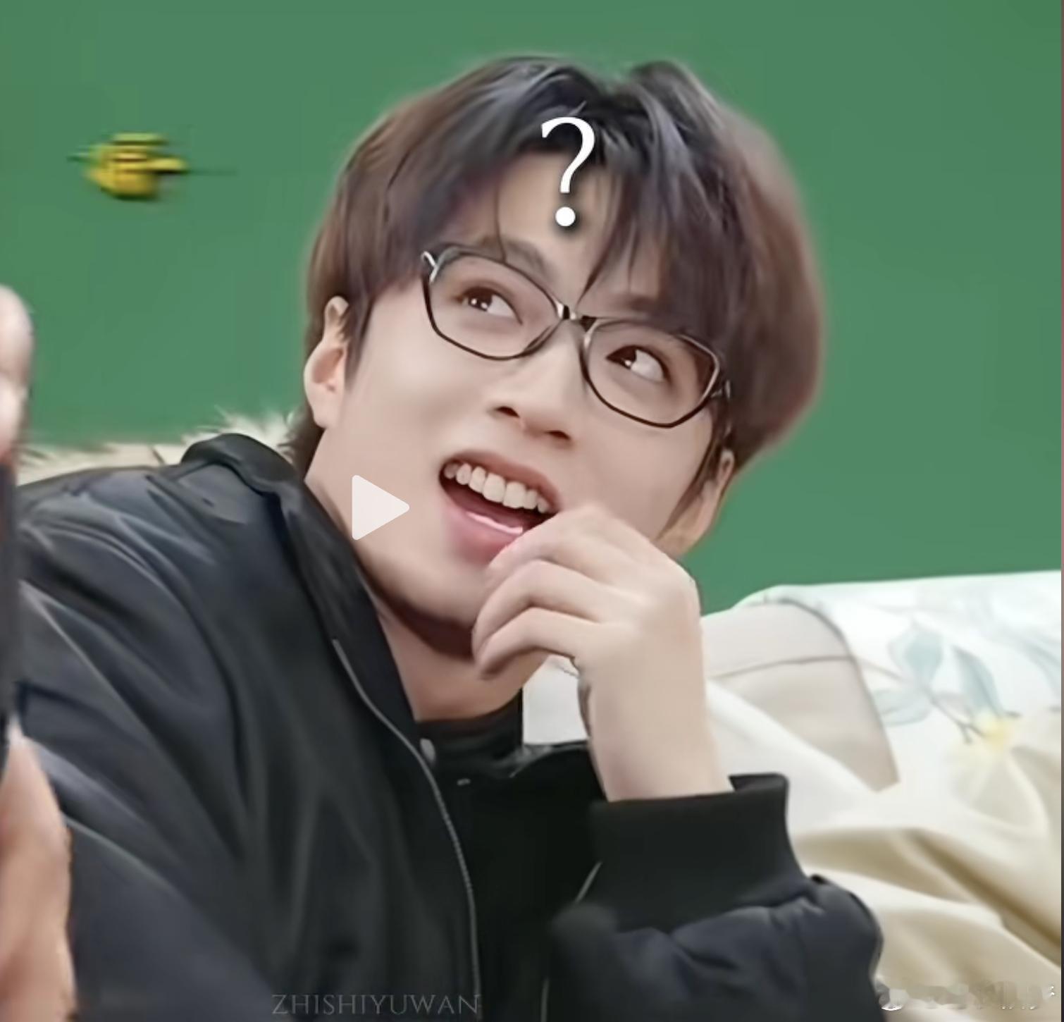 好想吐槽有个人脸皮死厚又死薄的，每次看别人热闹看的起劲儿楼内楼外都是那个贱兮兮的