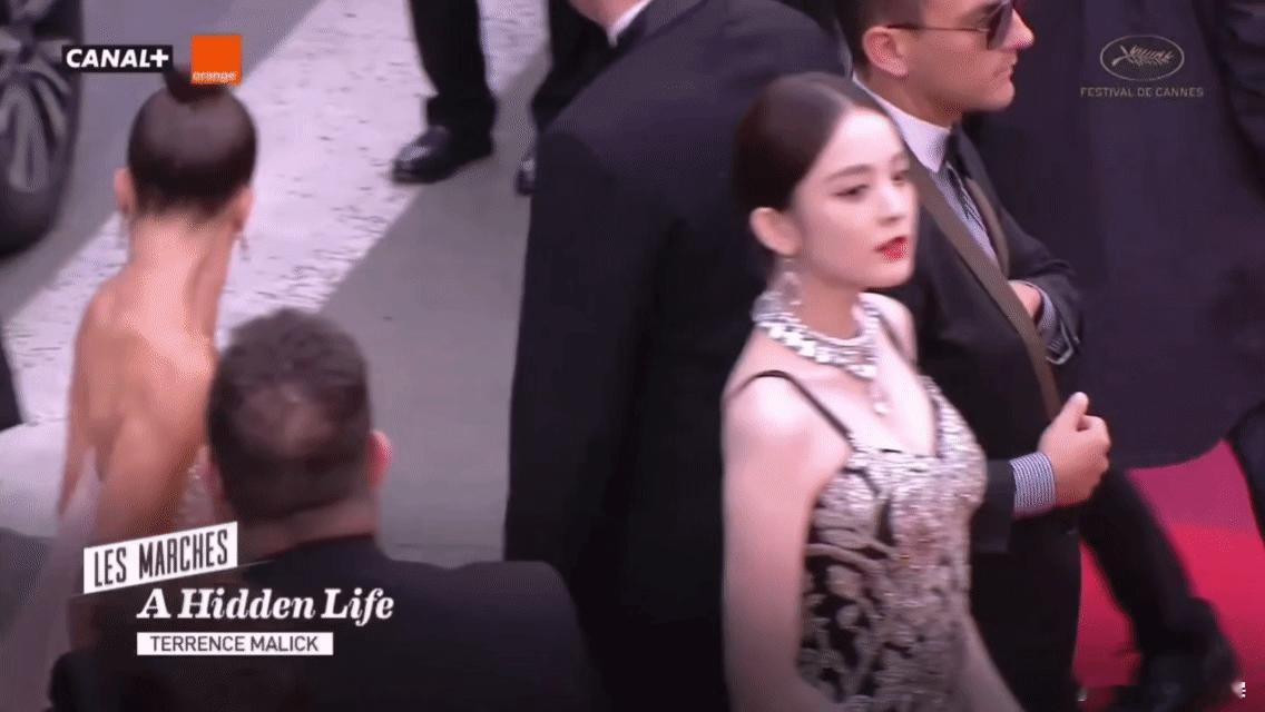 娜扎戛纳电影节红毯造型无与伦比的美🥂 ​​​