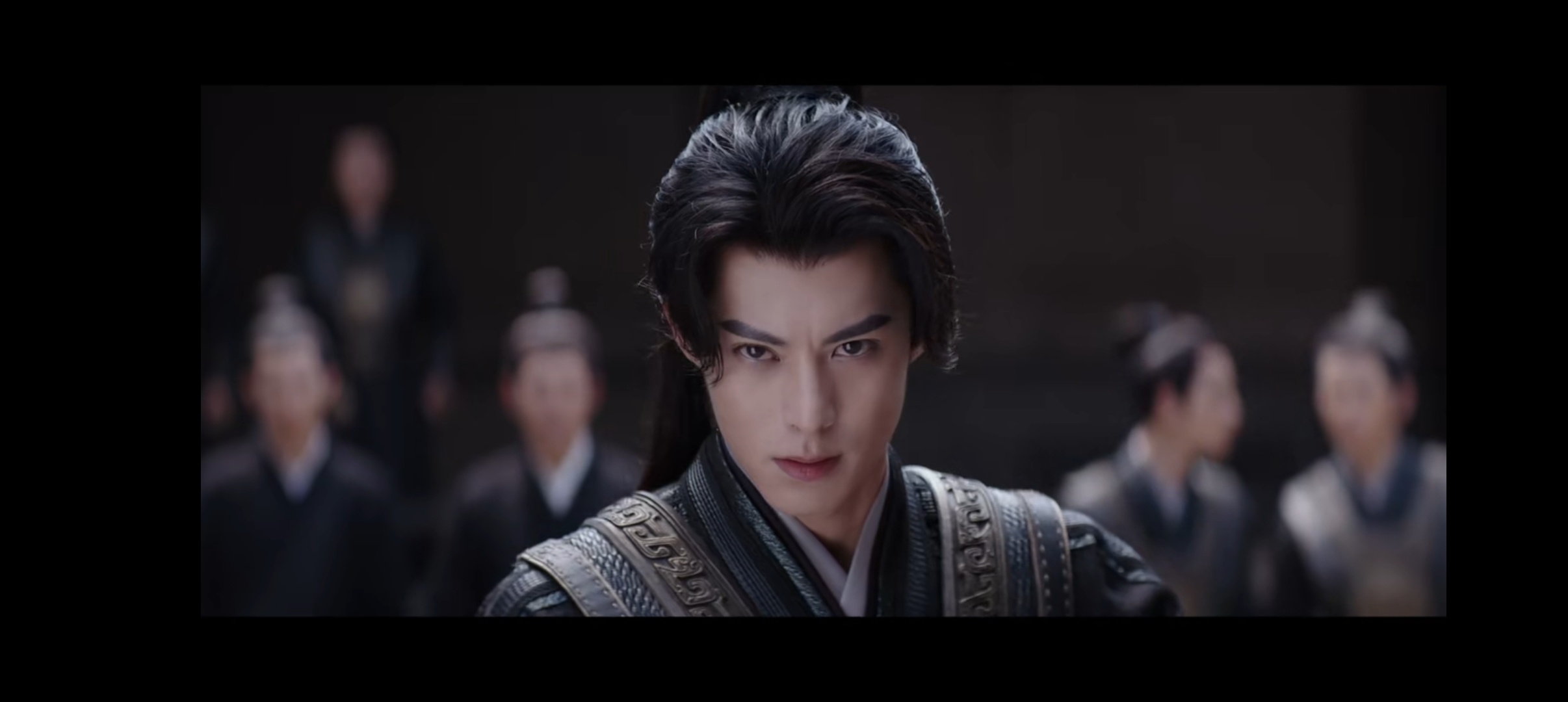 大奉打更人今晚斩银锣  他来了他来了，王鹤棣带着许七安名场面走来了，今晚斩银锣燃