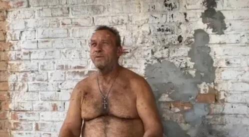 2名隶属不同部队的俄军战俘讲述了前线的情况，是真是假各位自行判断。
第1位是在罗