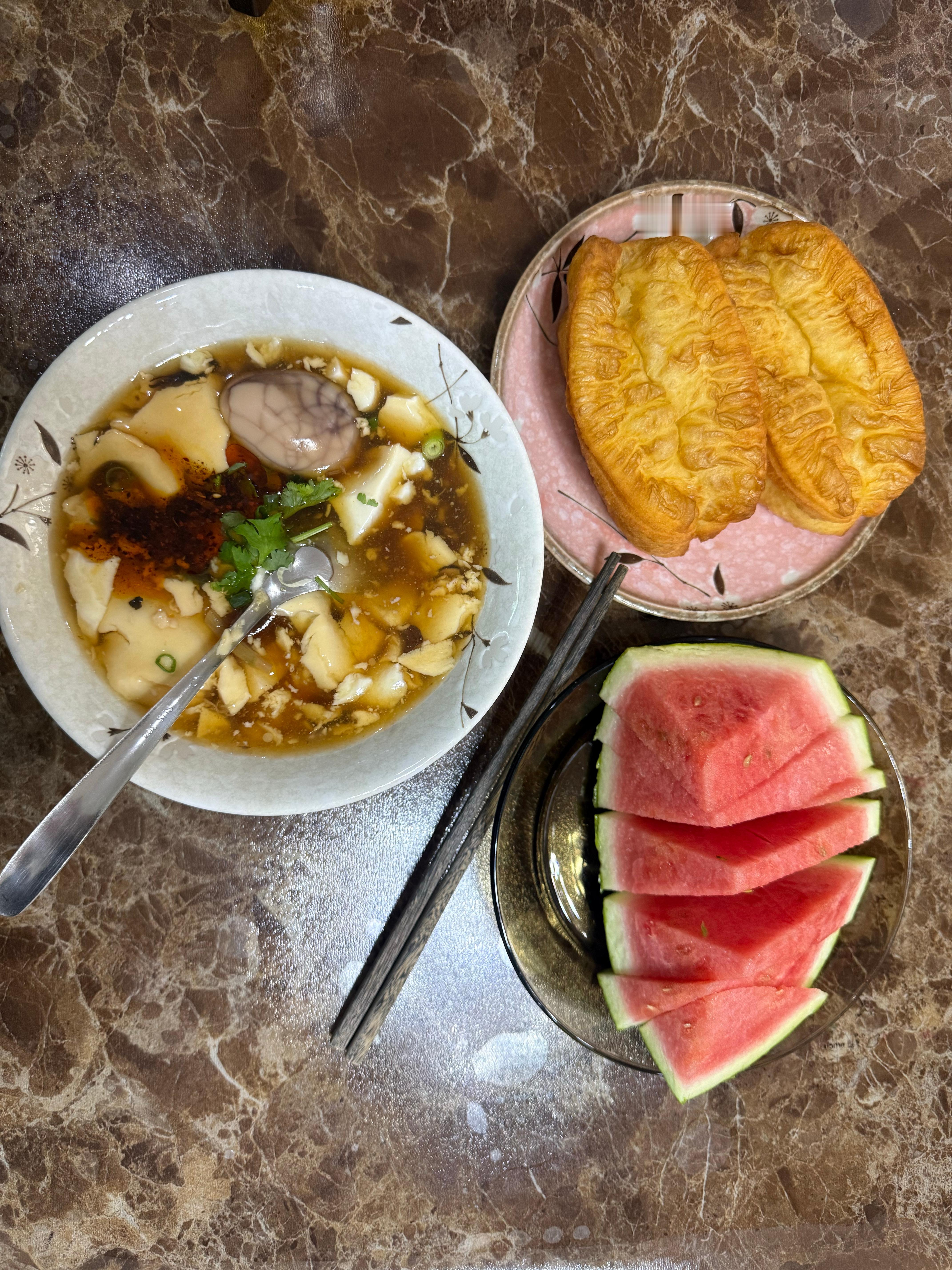 早餐，午餐🍱，如果每天都这么风平浪静多好！ ​​​
