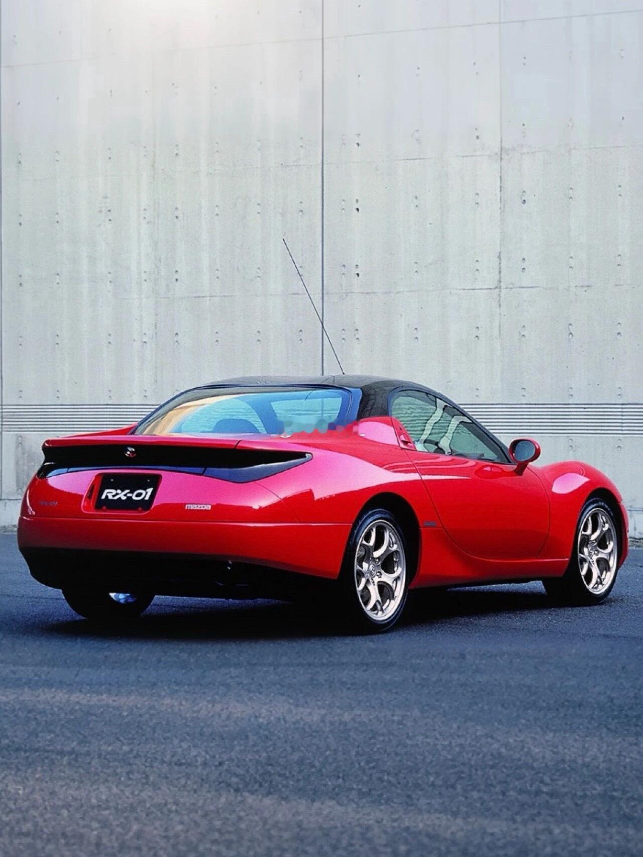 Mazda RX-01 Concept（1995） 有人知道这台车是不是转子？ 