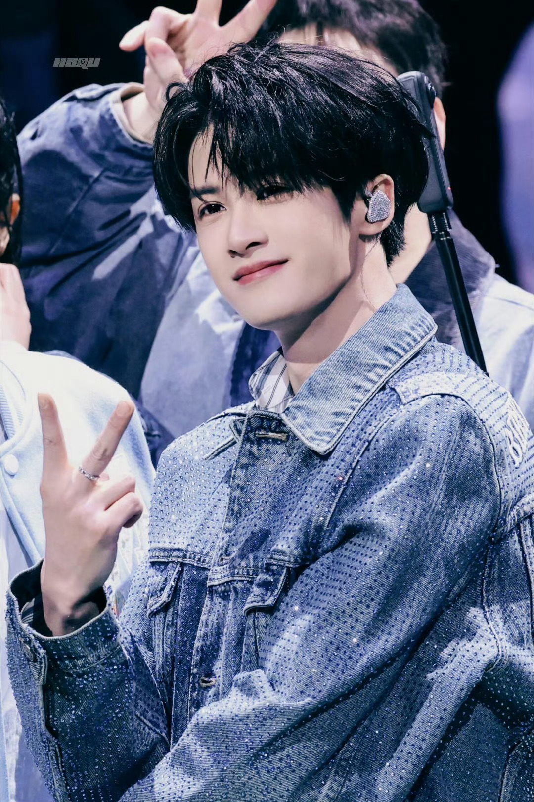 我寻思好久没见娃！跟公公说九点半前回来就行！不能再晚了！靠谱爷爷愣是让娃八点四十