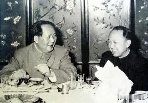 晚年钱学森对记者说：“不要以为那个时候抓得这么好，有什么本事，没有本事，就是这个