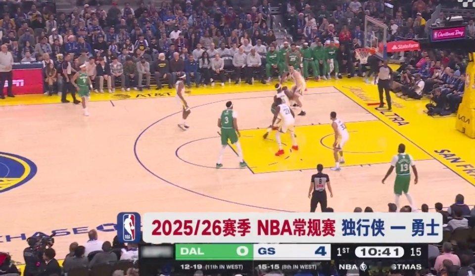 🏀看明星球员的突出表现！库里贡献23分3篮板4助攻，并达成生涯26000分里程