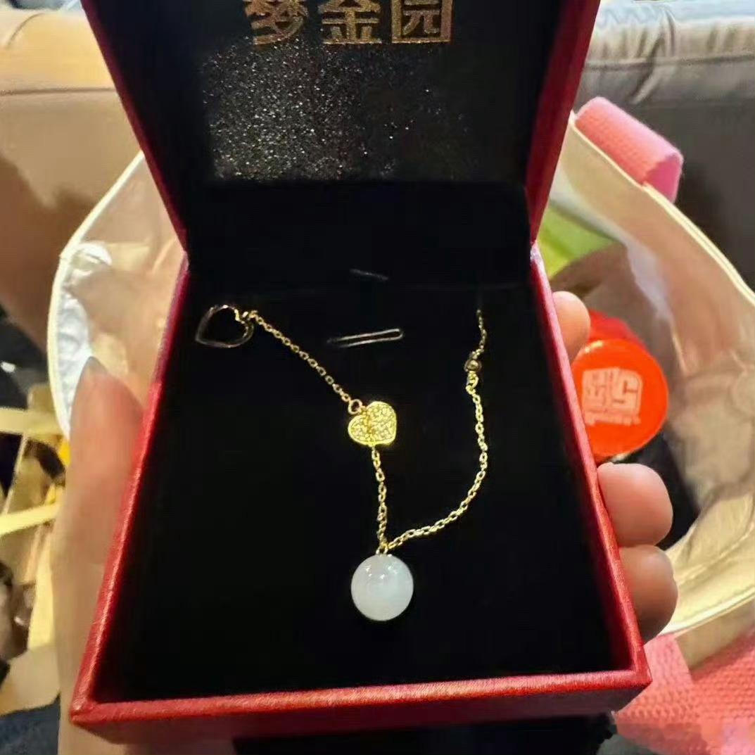 孟子义伴手礼送黄金不仅人很漂亮还这么大方，伴手礼居然送黄金，孟子义就这样宠粉吧 