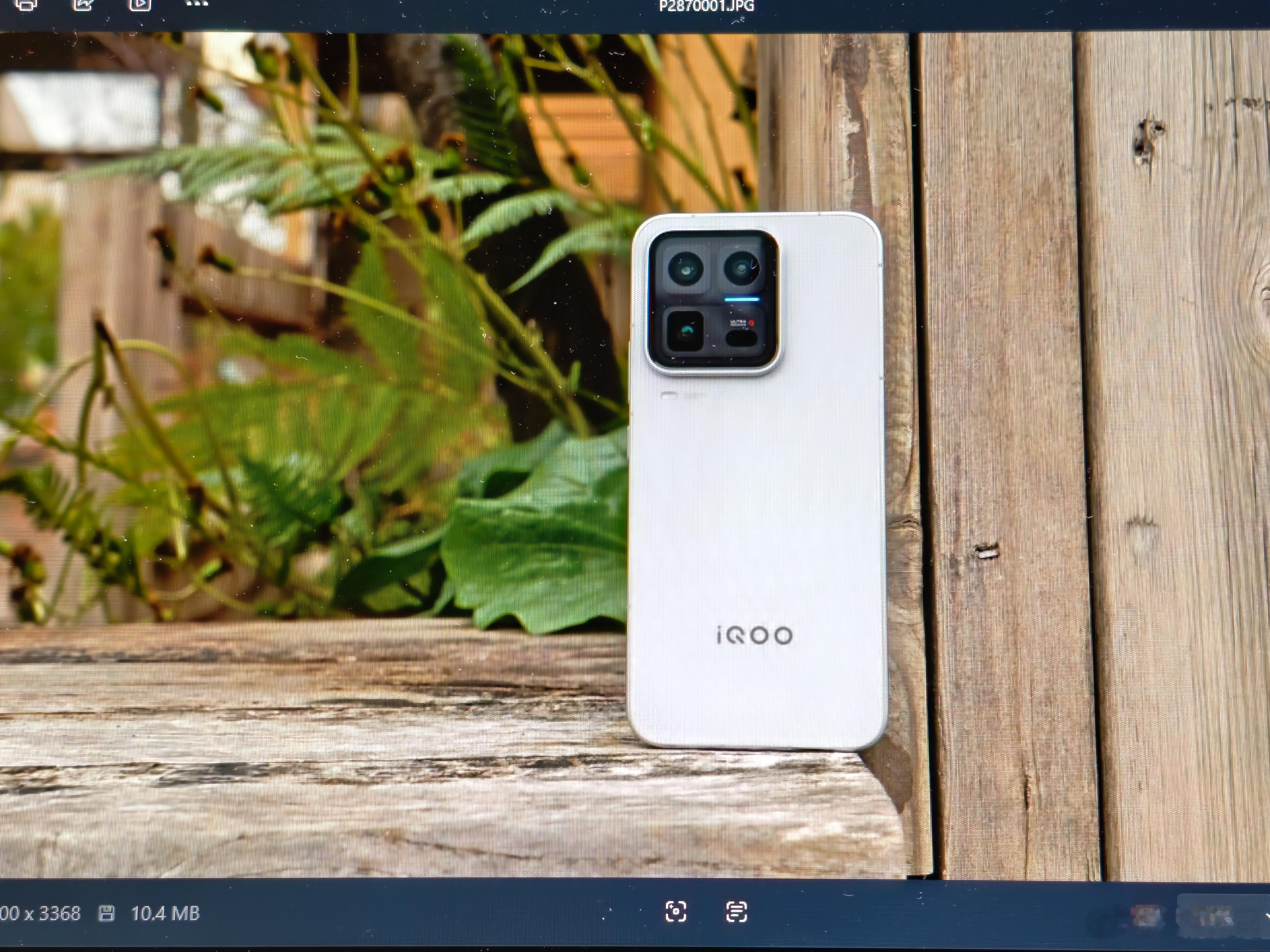 iQOO15 Ultra新品发布 手机已经玩了很久了，它的性能太强了。我被它搞得