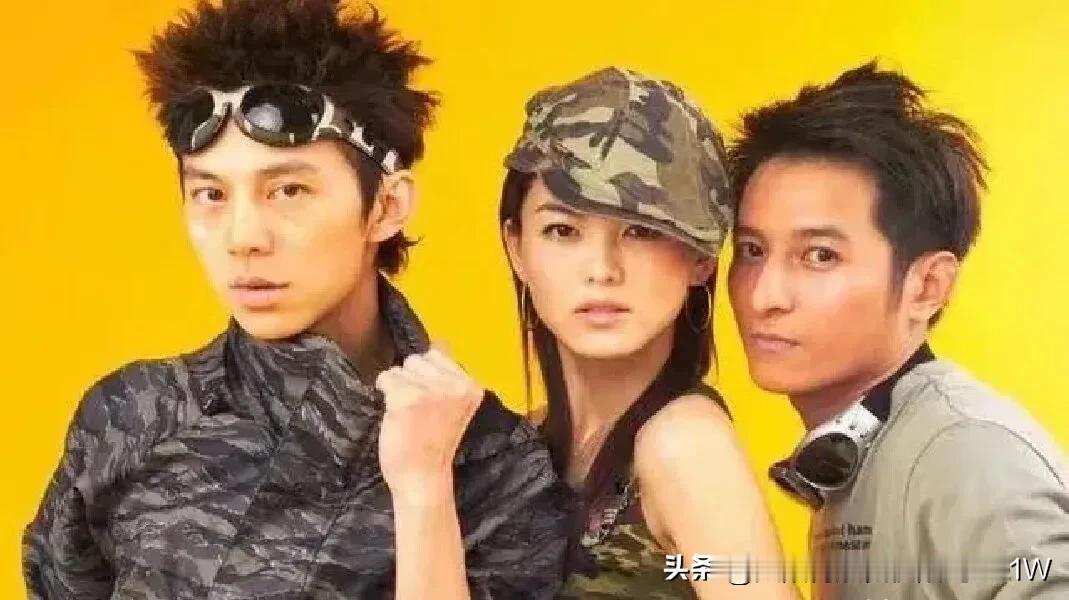 1997年，李湘对搭档何炅说，“有钱吗？有钱快去买房子。”那时候何炅刚工作没钱。