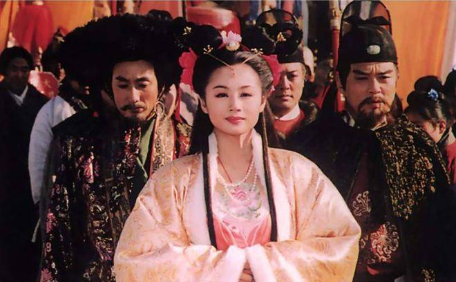 650年，松赞干布因病去世，文成公主被逼迫一起陪葬。唐高宗李治知道这件事情以后，