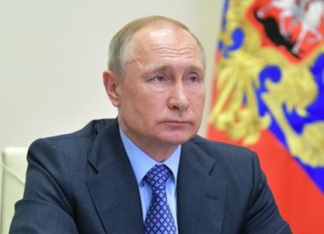 普京恋爱了！
七十多岁铁汉也需要爱情！


普京承认自己正在恋爱，
还说自己相信