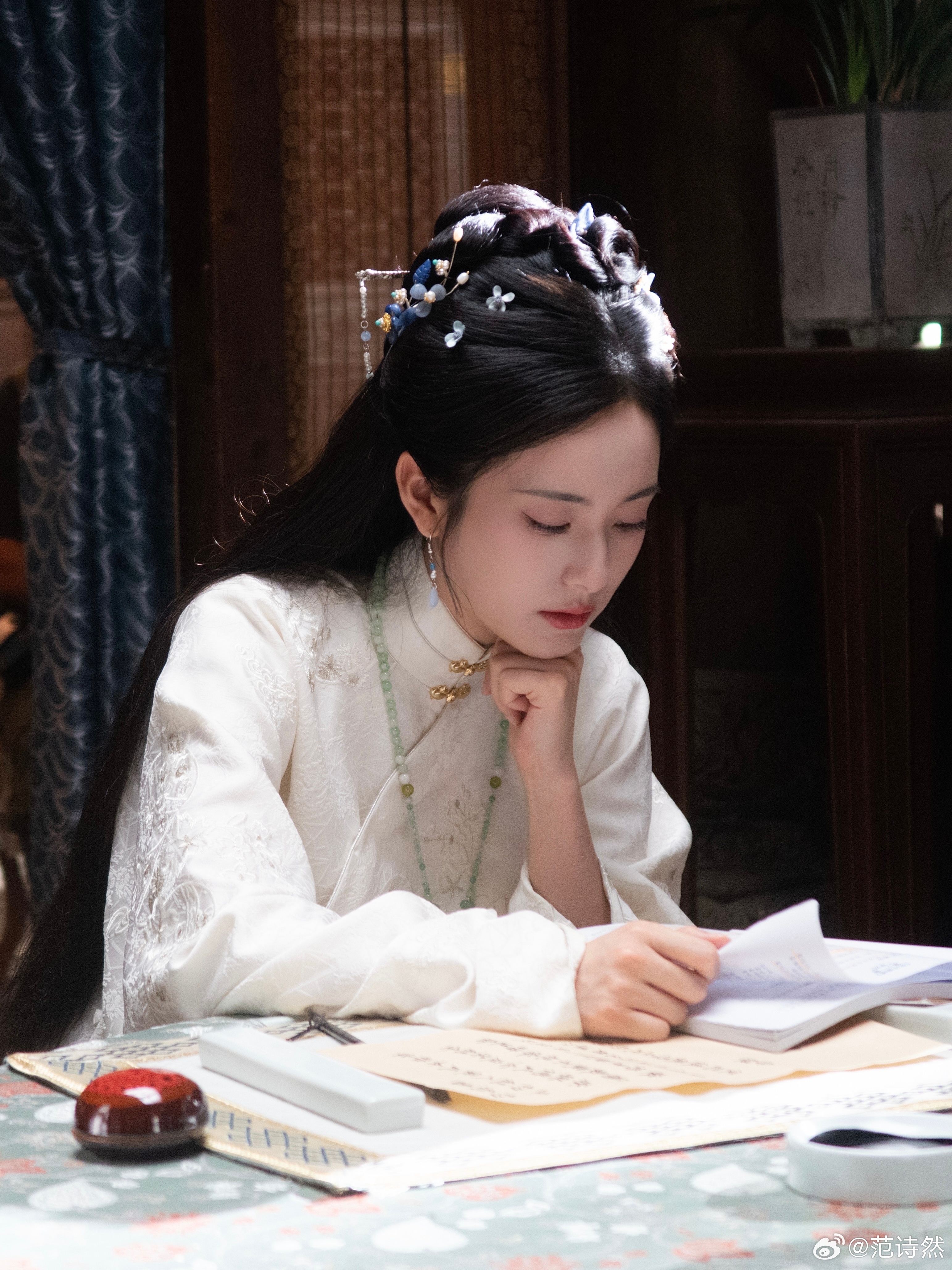 花开锦绣的女二在剧里看着很舒服 