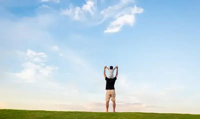 兄弟姐妹各自成家后，我才发现最该照顾的人是自己。
以前爸妈一喊聚餐，我冲第一个，