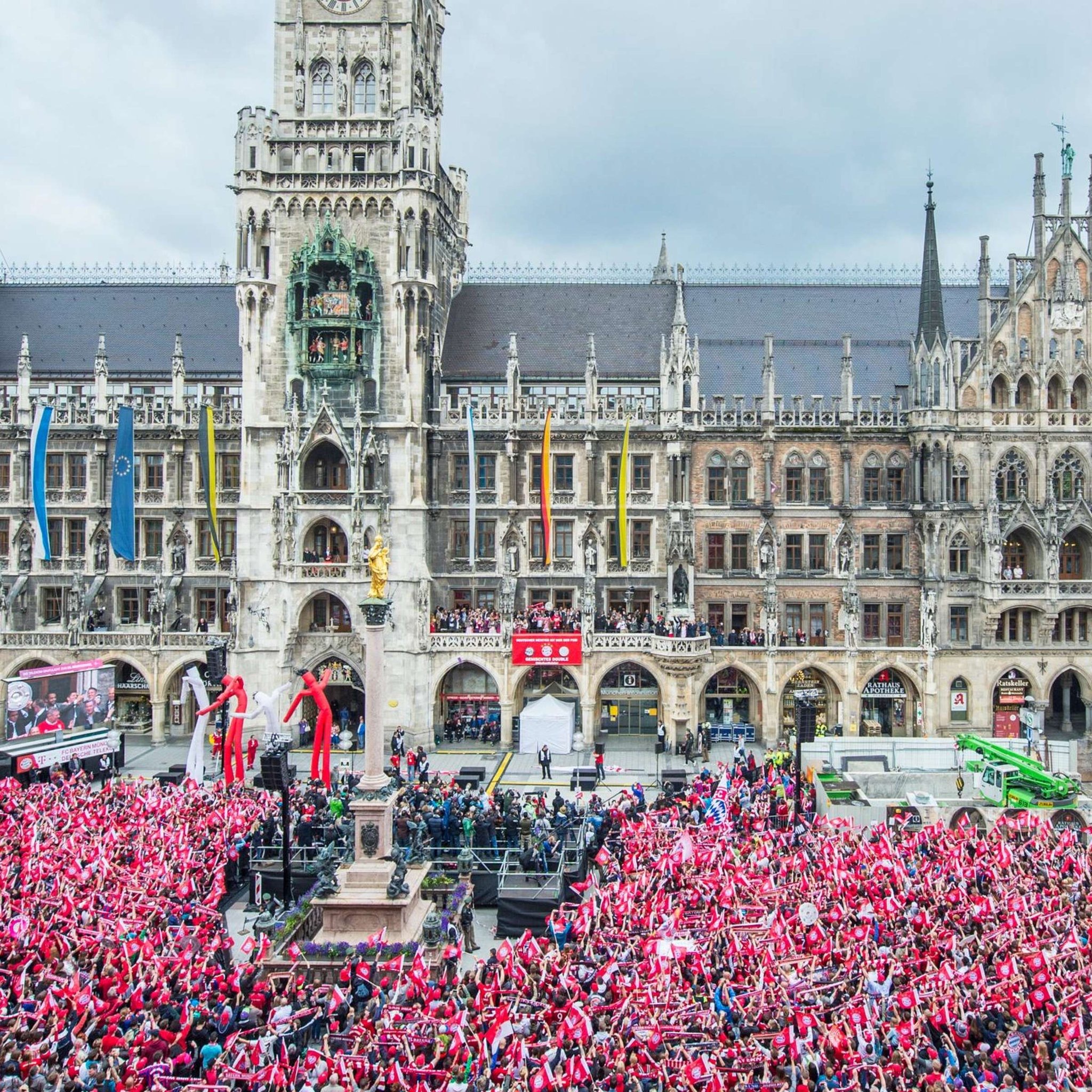 拜仁将于5月17日星期日在Marienplatz与球迷一起庆祝德甲冠军，这是对阵