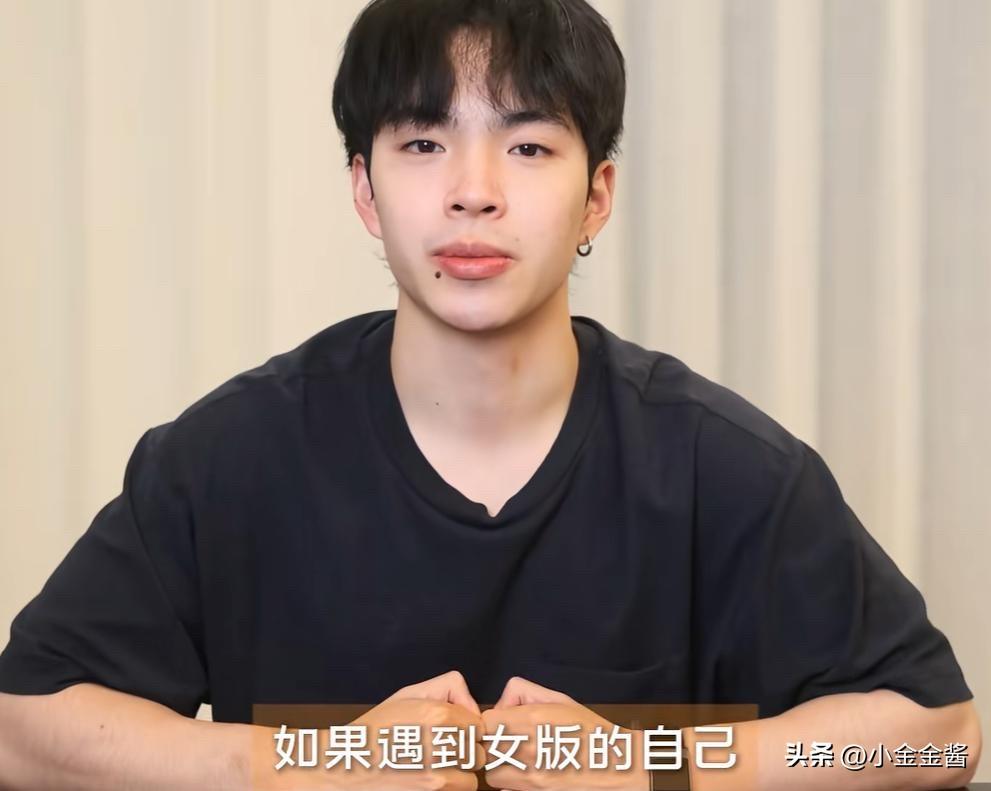 资本家的丑孩子，扎堆进娱乐圈了[捂脸]

王中磊儿子王元也，今年20岁，就读于美