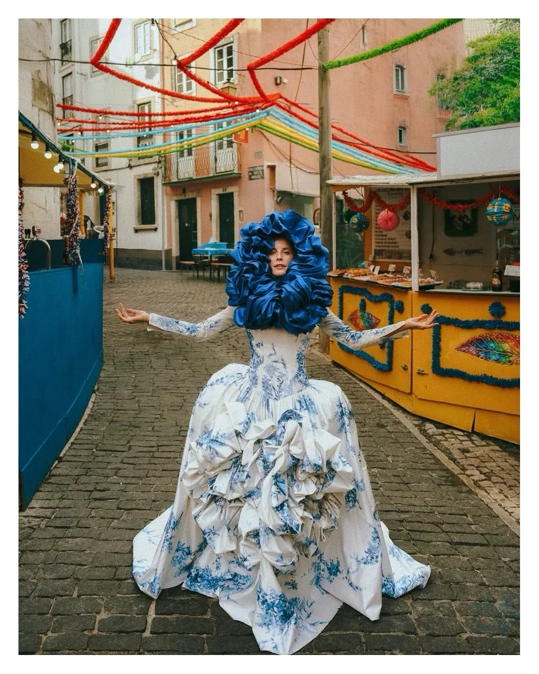 Maria João Bastos & Paco León for Vogue 