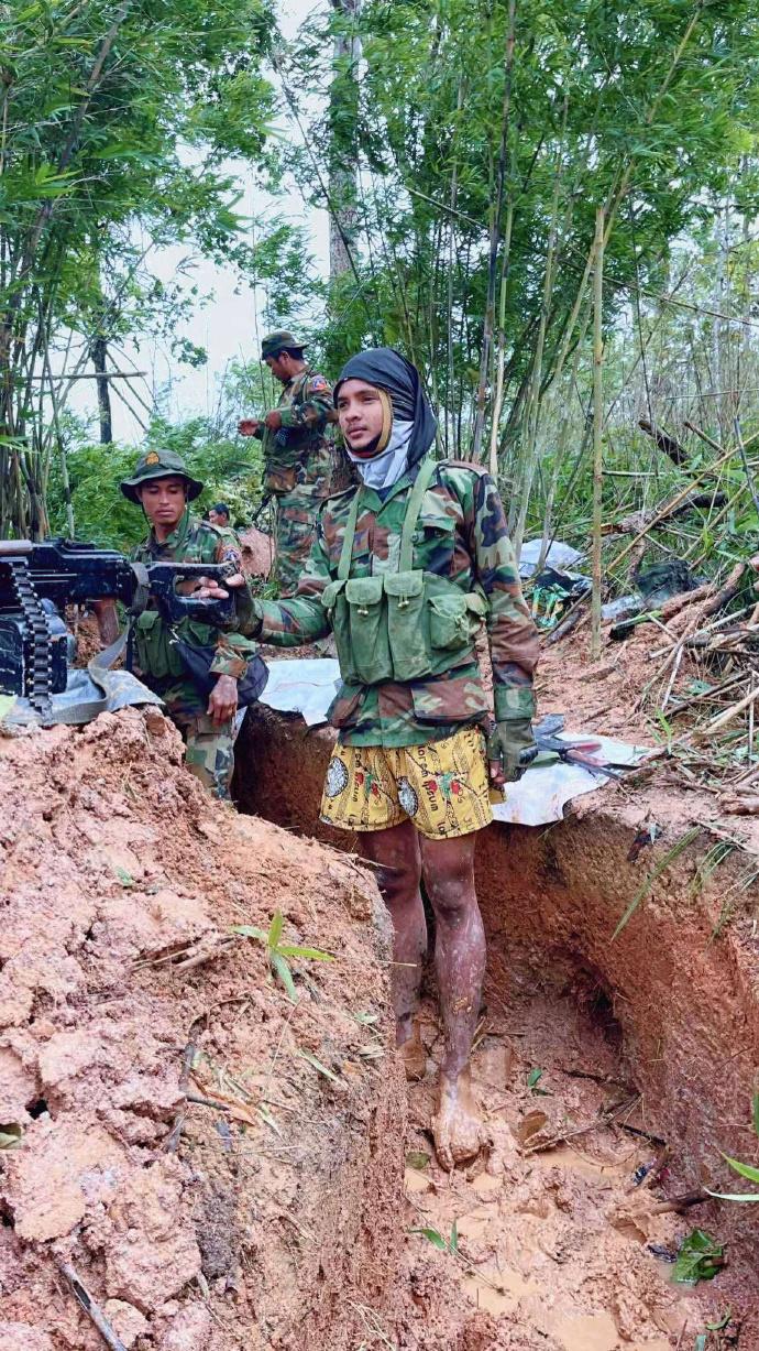 泰柬边境冲突进入第五日 双方伤亡攀升超50万民众撤离
 
核心提要
 
截至当地