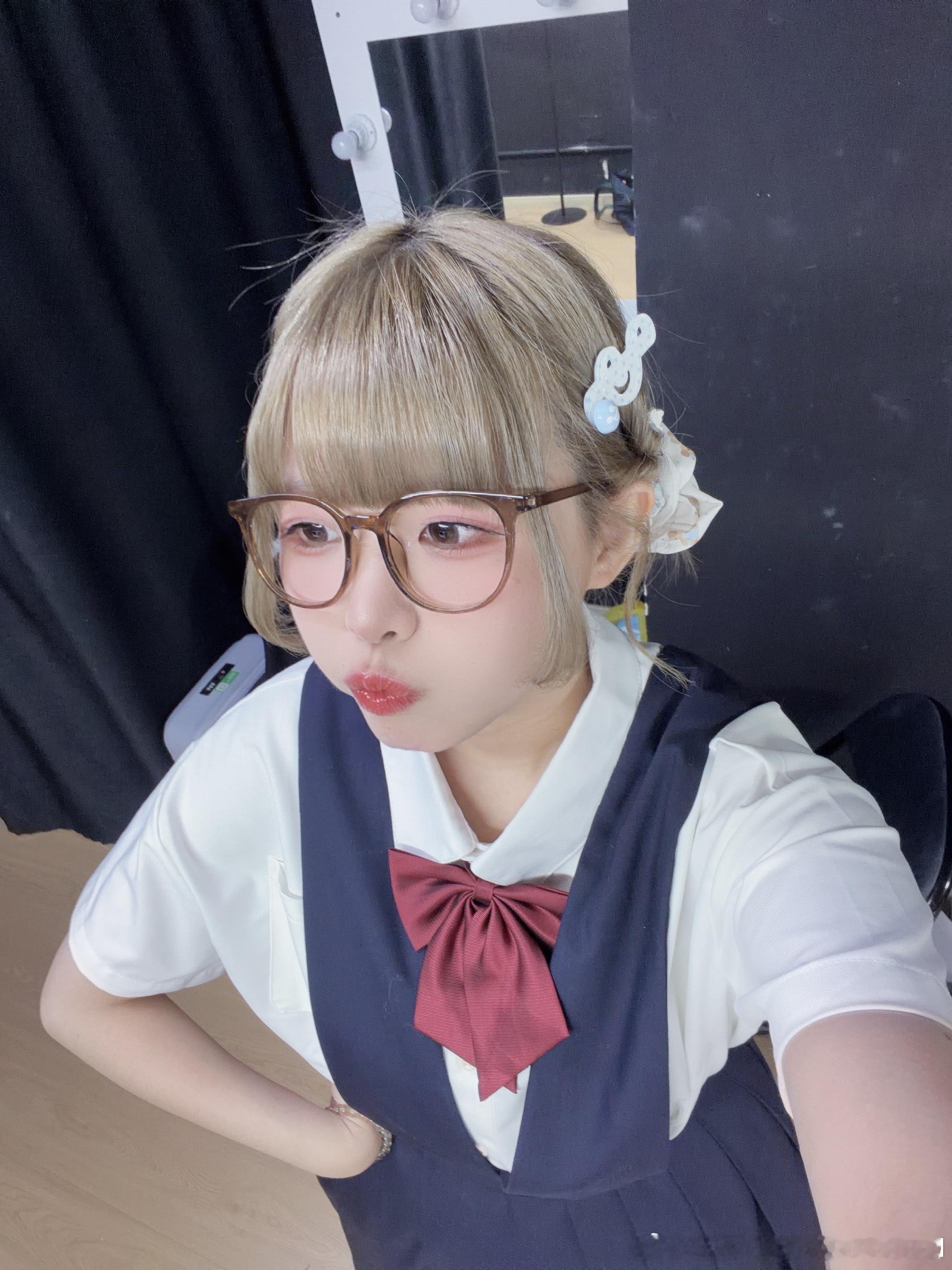 我觉得很聪明a 
