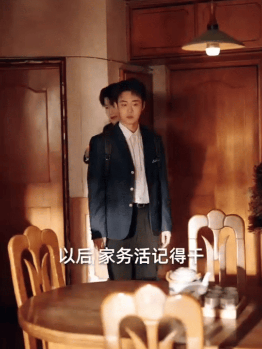 短剧把变形计拍成偶像剧了短剧有自己的变形计😂《请把我的人设立住》我真的能刷一百