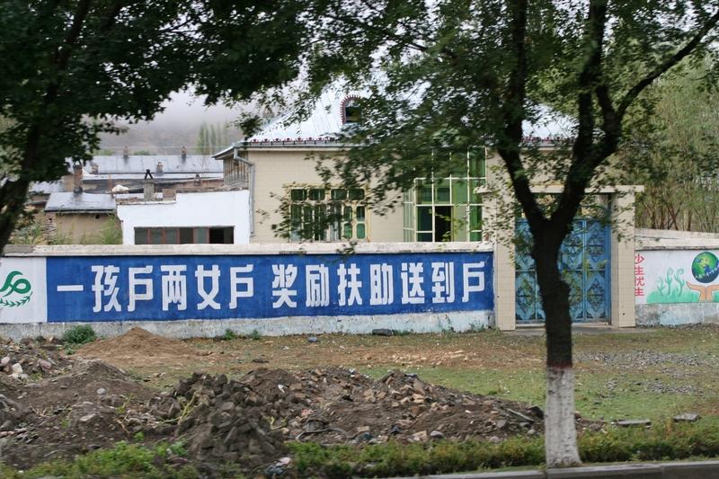 明年生娃基本不用花钱？新政落地刷屏，但年轻人的顾虑藏不住了
 
你敢相信吗？20