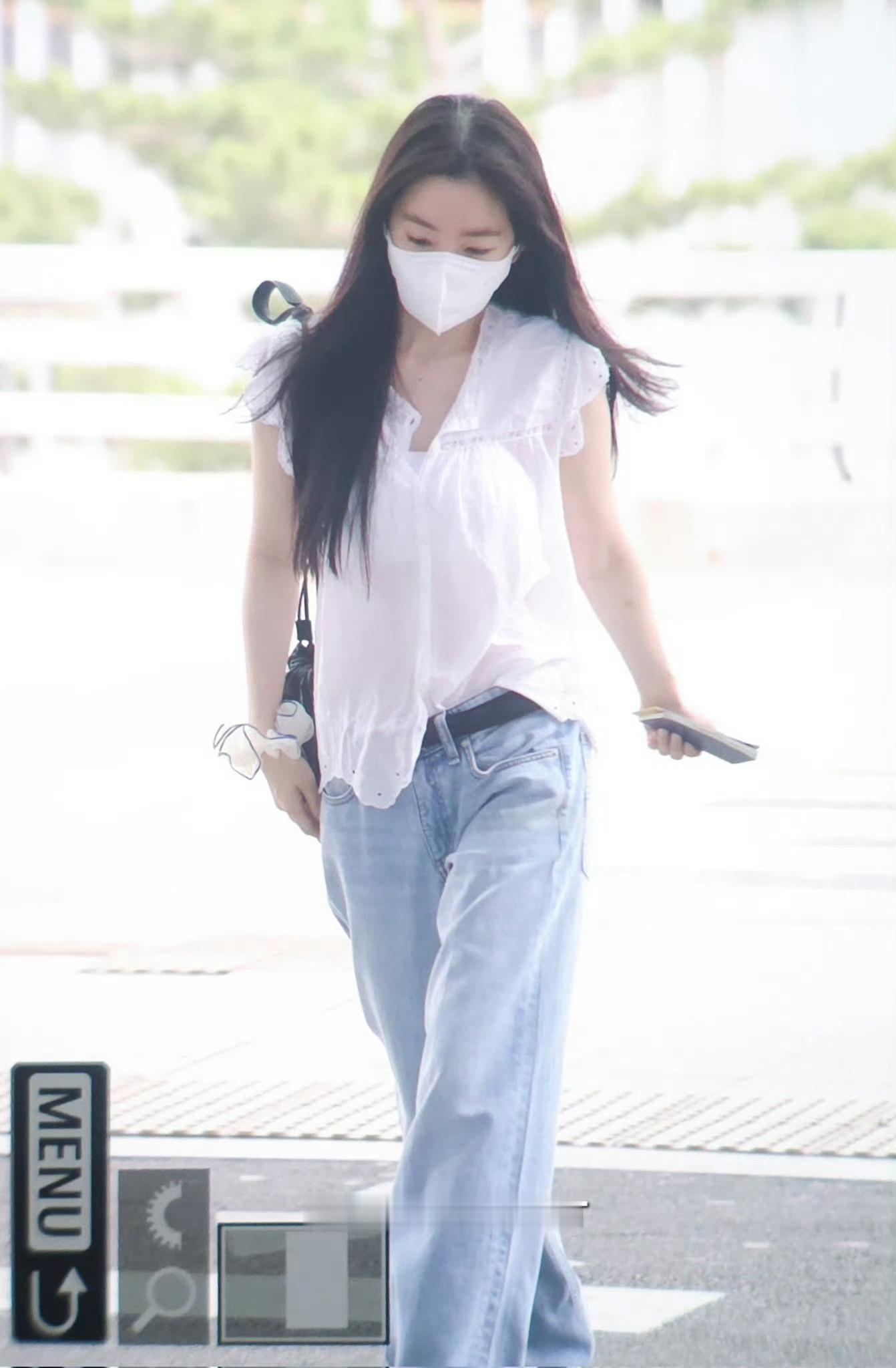 RedVelvet  💗Irene 260717 仁川机场出境 饭拍预览cr：