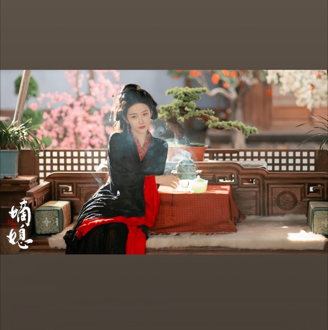 韩雨彤Hazel[超话] hyt韩雨彤 hyt向全世界安利韩雨彤 你是舞台中央流