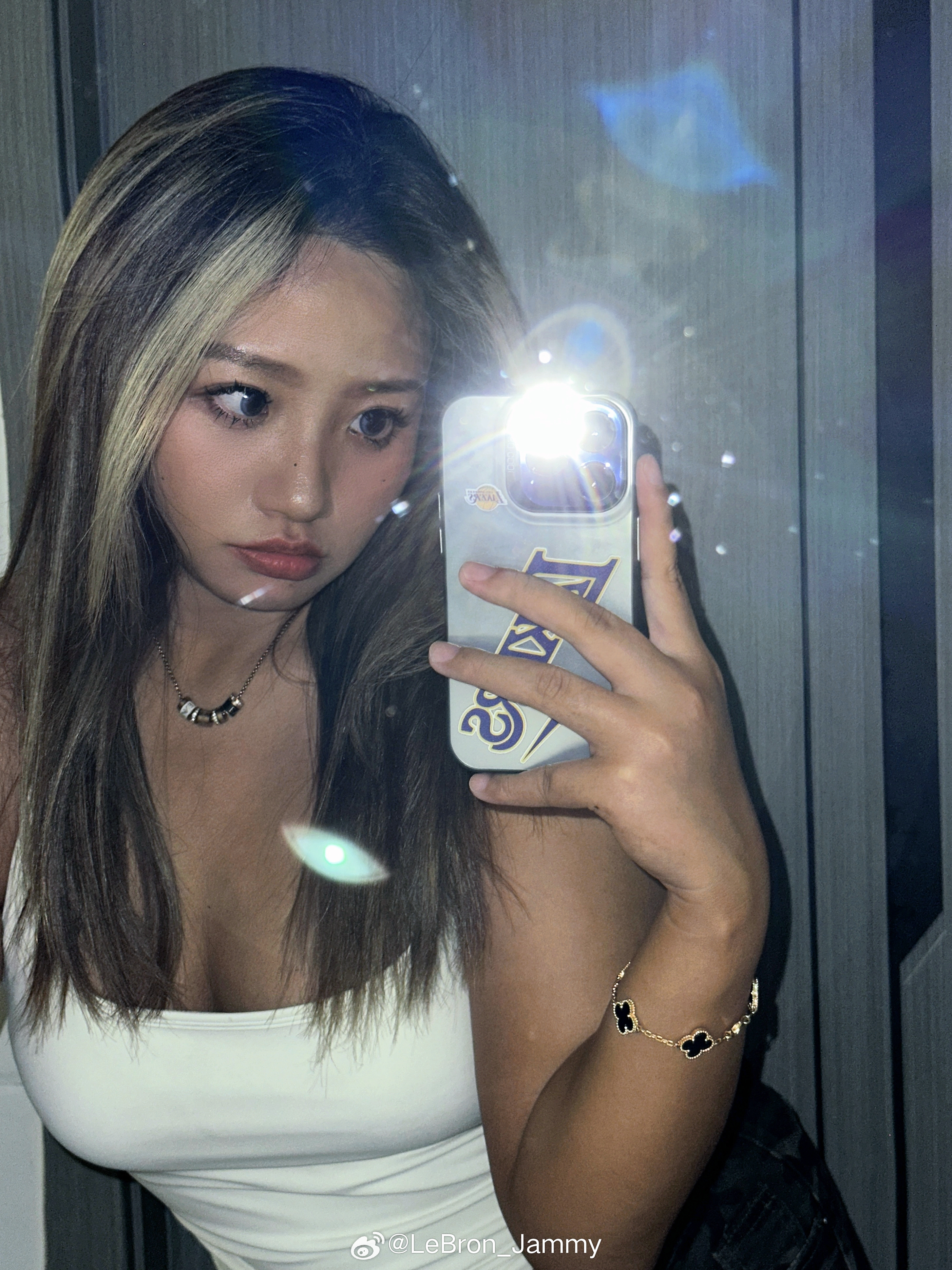 🤍暧昧会输 爱我不会 ​​​
