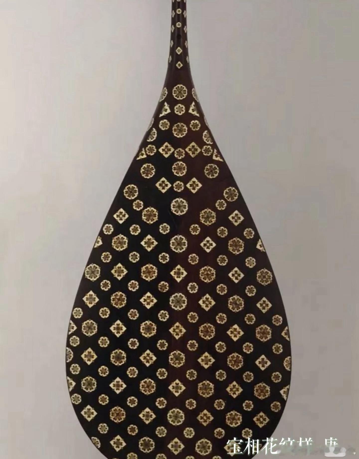 法院认定宝相花属公有纹样这个判决实在大快人心。宝相花是我们早在千百年前就广泛使用