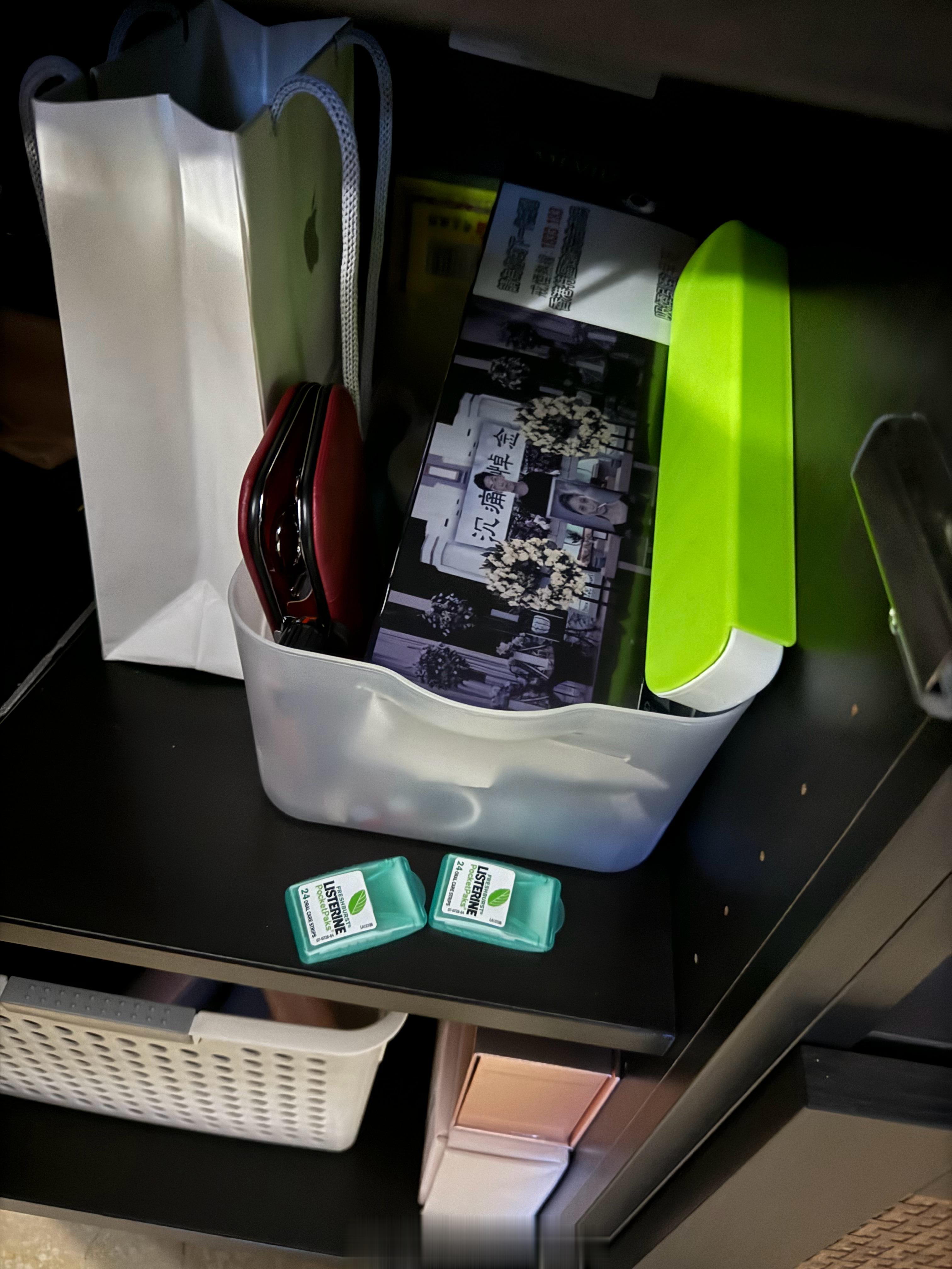 我一打开柜子 真的挺吓人的 ​​​