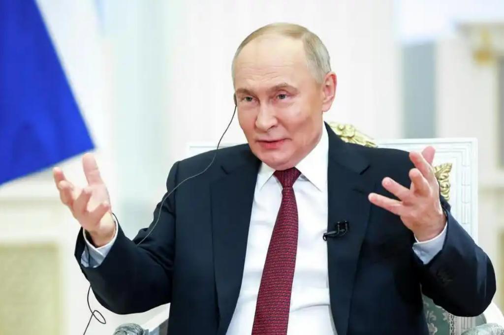 日本主动向俄罗斯许下承诺，中方始终保持沉默，只希望普京别被高市早苗蒙蔽！

日本