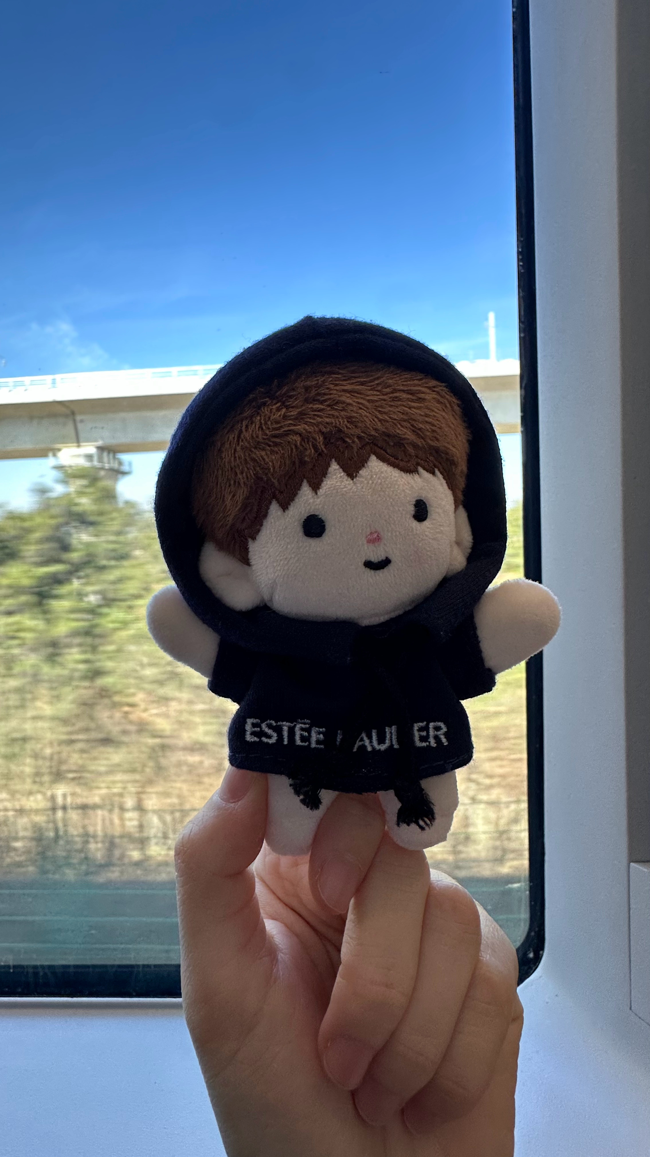 带这个very上镜的小宝宝寻亲咯~ 