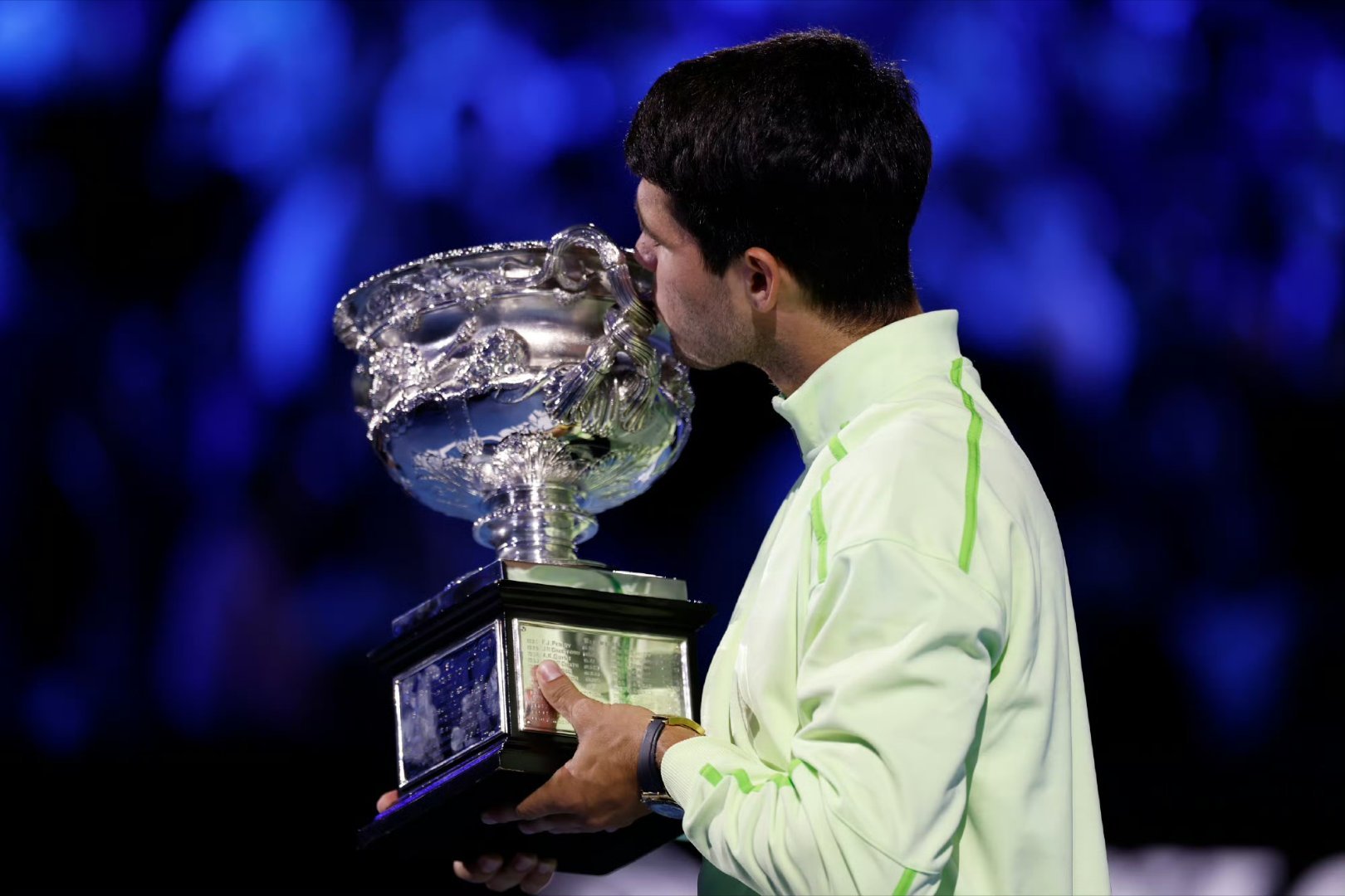 阿尔卡拉斯大满贯第七冠网坛史上最年轻的全球金满贯得主☞22岁的西班牙天才阿尔卡拉