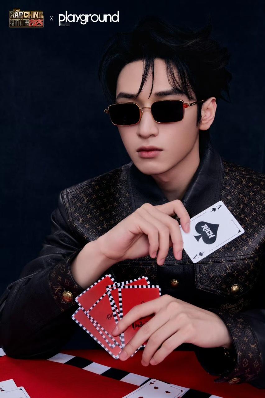严浩翔[超话]严浩翔来下狗向上走严浩翔Underdog集结严浩翔Underdog