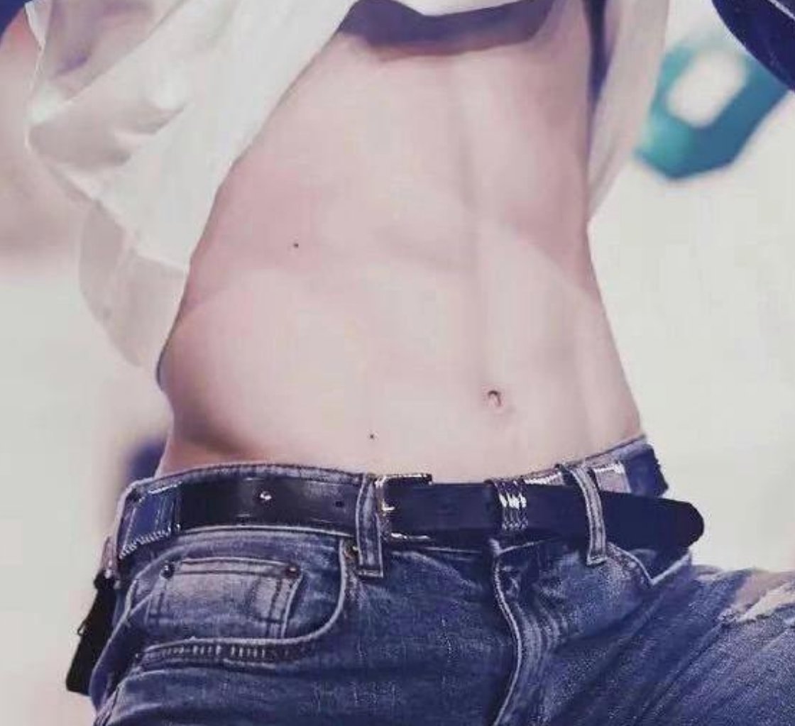 身体上的任何一块皮肤都比脸要好 我感觉皮肤这个东西，天生好的人真的怎么折腾都好好