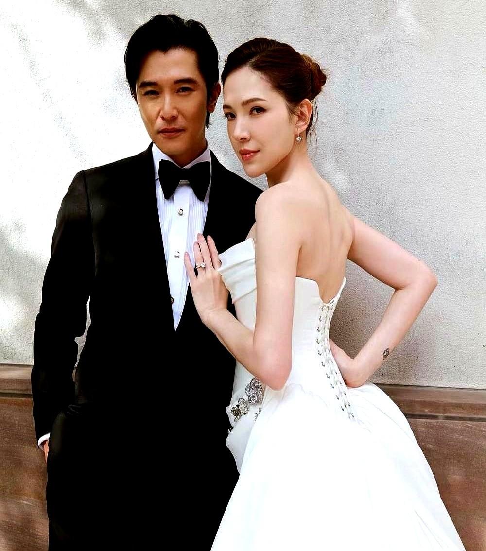 许玮甯这幸福，来得太不容易了。

她因混血长相从小被孤立，这种经历让她在感情里极