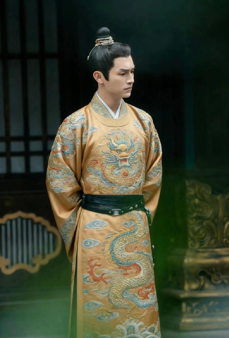 有图有真相！
杨旭文到底是什么牌子的犟种。

自从看了《唐朝诡事录》后，不管他演