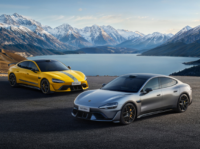 【小米汽车：购买 SU7 Ultra 有购置税、车辆原厂拉花可自行更换】小米汽车