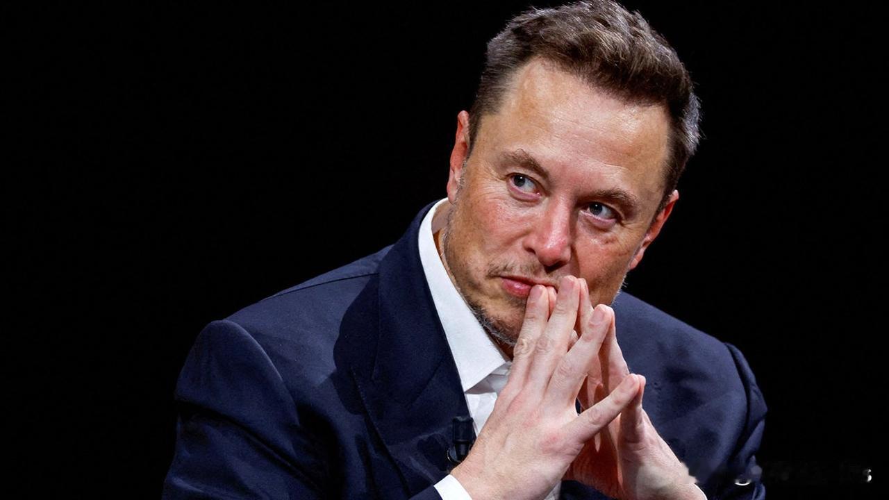 据《金融时报》援引知情人士消息称， SpaceX创始人埃隆 · 马斯克在与乌克兰