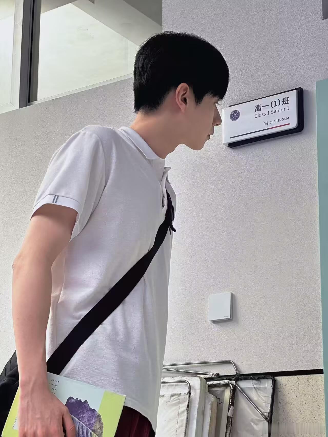 天才女友太帅了 