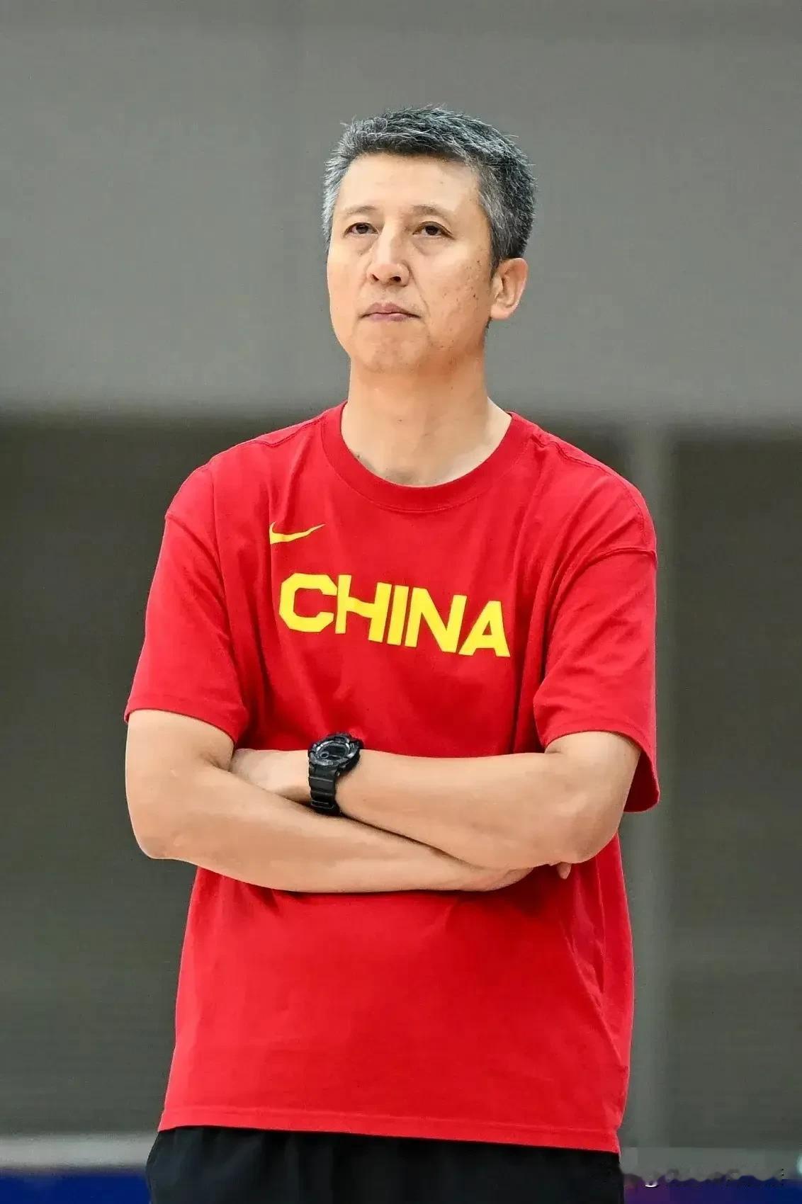 郭士强，男篮的真英雄！
 
家人们，中国男篮简直太燃了！亚洲杯半决赛，中国男篮9