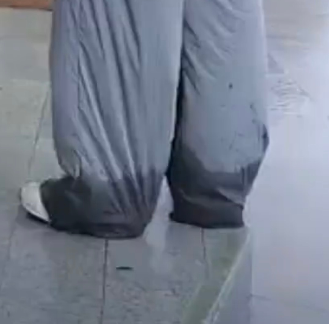 妈见打 
