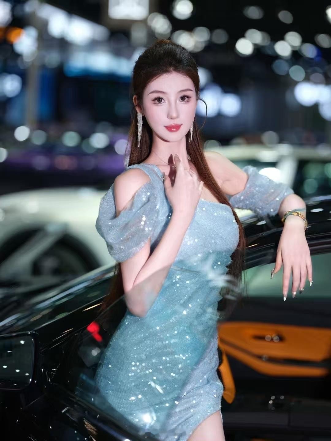 早上好，早起的又是我们这几个长得好看的[吃瓜] ​​​
