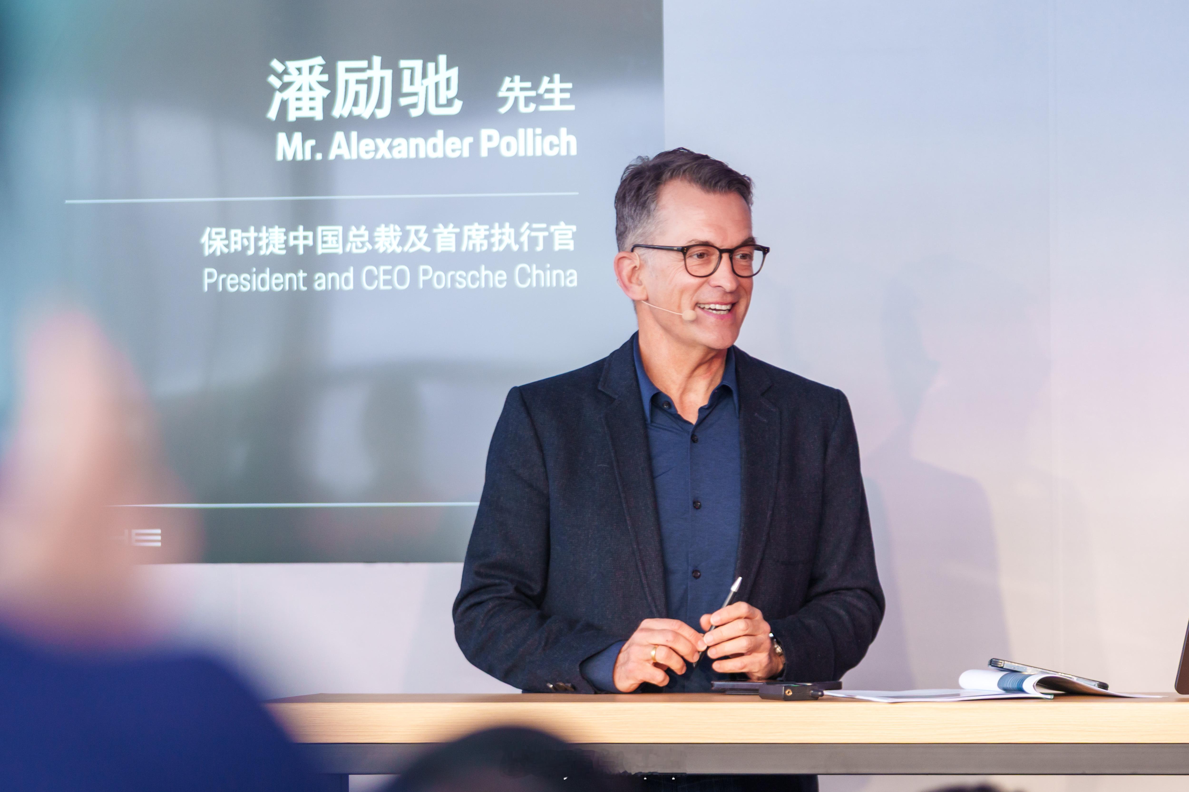 每年能参加一次类似“保时捷凌驾风雪”规格的品牌体验活动是一年一大幸事！这个体验我